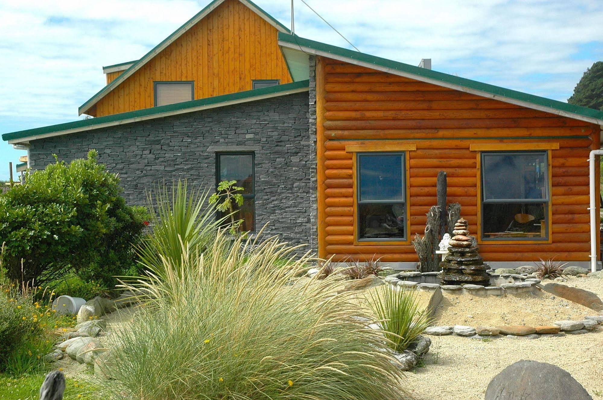 Shining Star Beachfront Accommodation Hokitika Exterior foto